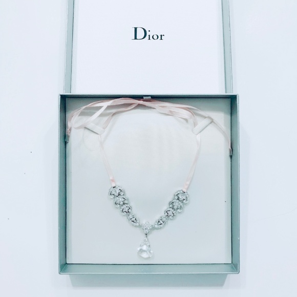 Christian Dior Necklace - Picture 1 of 3